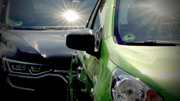 Hitze im Auto: Diese Gegenstände werden bei hohen Temperaturen gefährlich