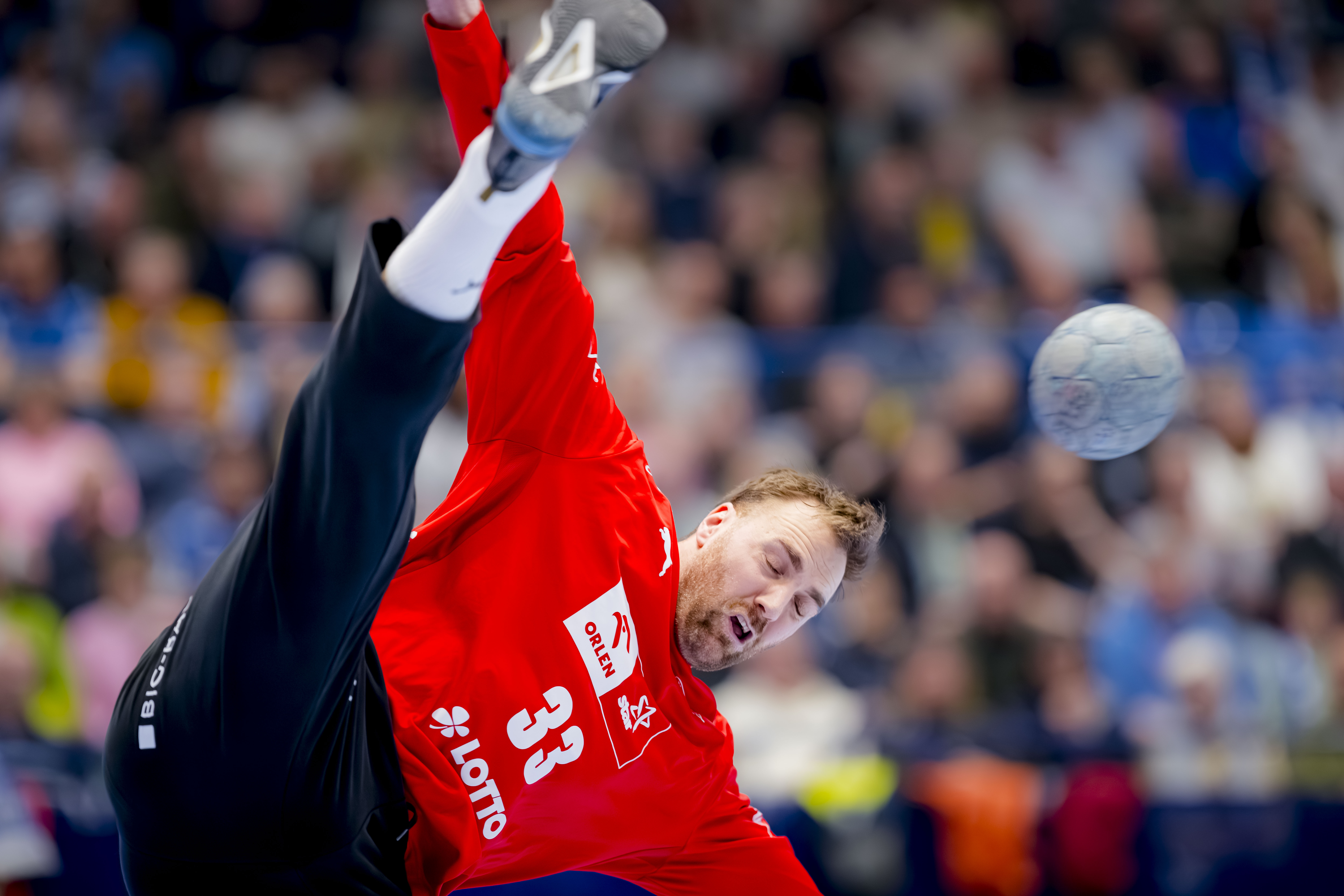 THW-Kiel-Keeper Wolff kritisiert Angriff und hadert mit „verlorenem Punkt“ ...