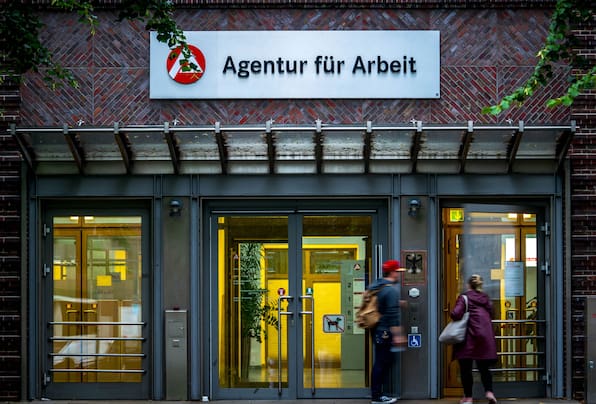 Bremen: Jobcenter-Mitarbeiter nach Bürgergeld-Kritik im ZDF fristlos entlassen