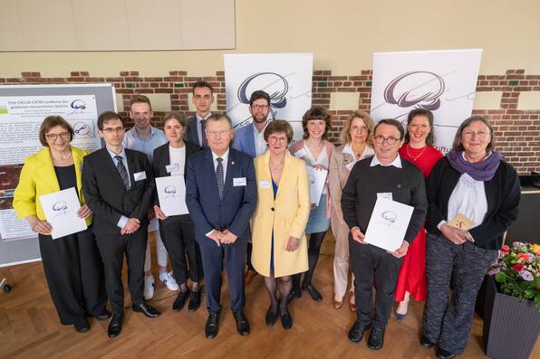 Hirntumorforschung bis Inklusion: Kieler Stiftung fördert Projekte
